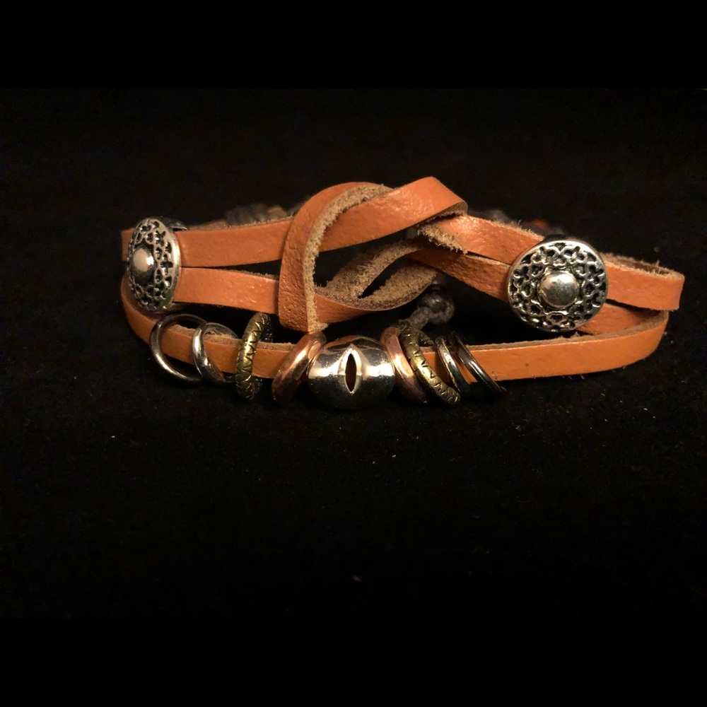 Leather bracelet